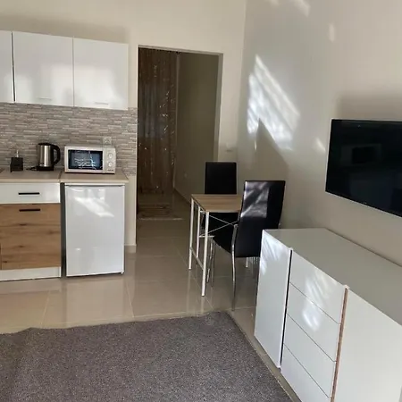 Ifos Apartmán *